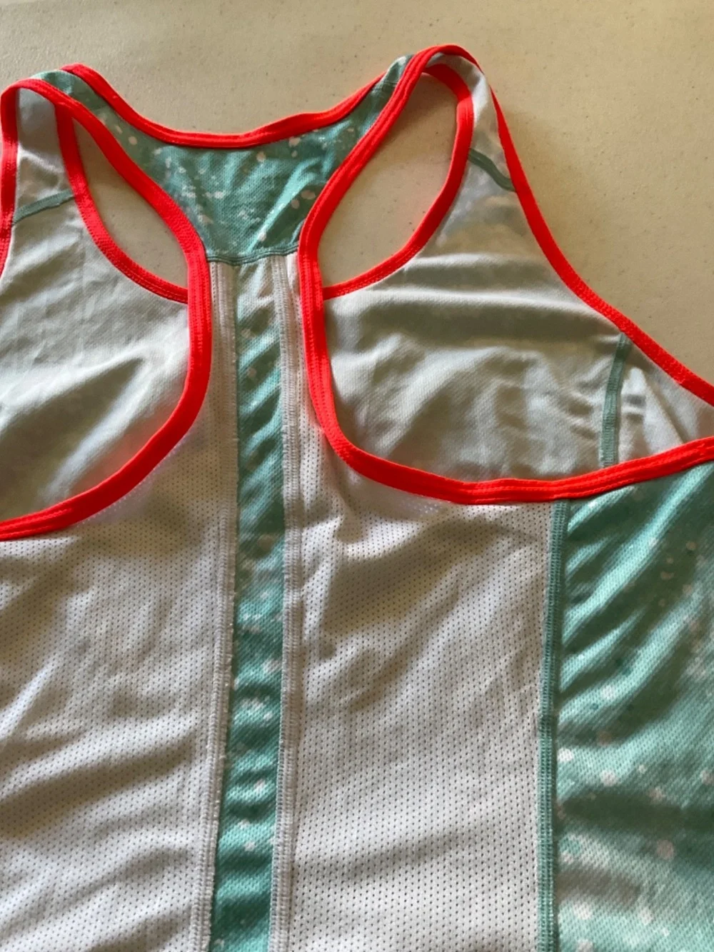 Nike Dri-FIT Women's Racerback Tank Scoop Neck Breathable Mesh back. Size M.